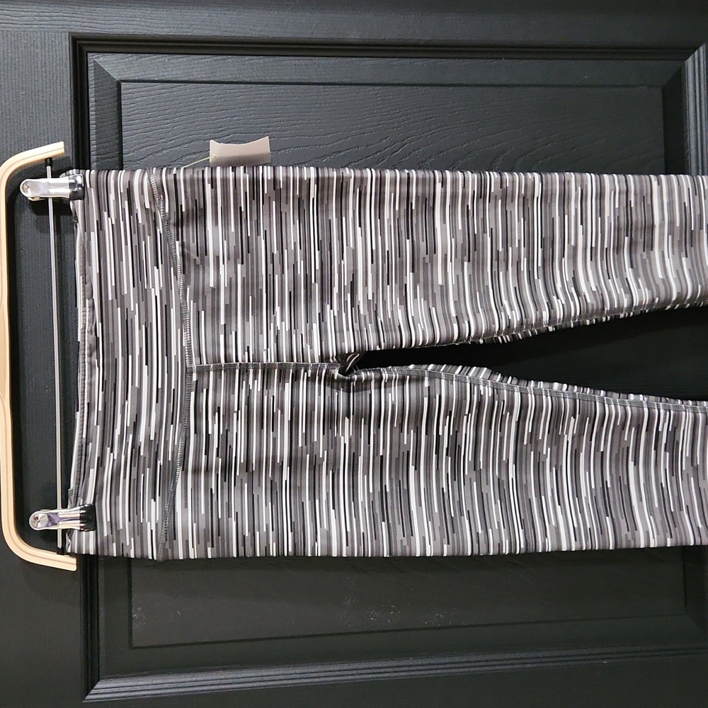 UA Compression leggings